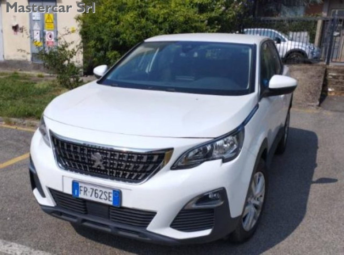 Peugeot 3008 BlueHDi 130 S&S Business (2)