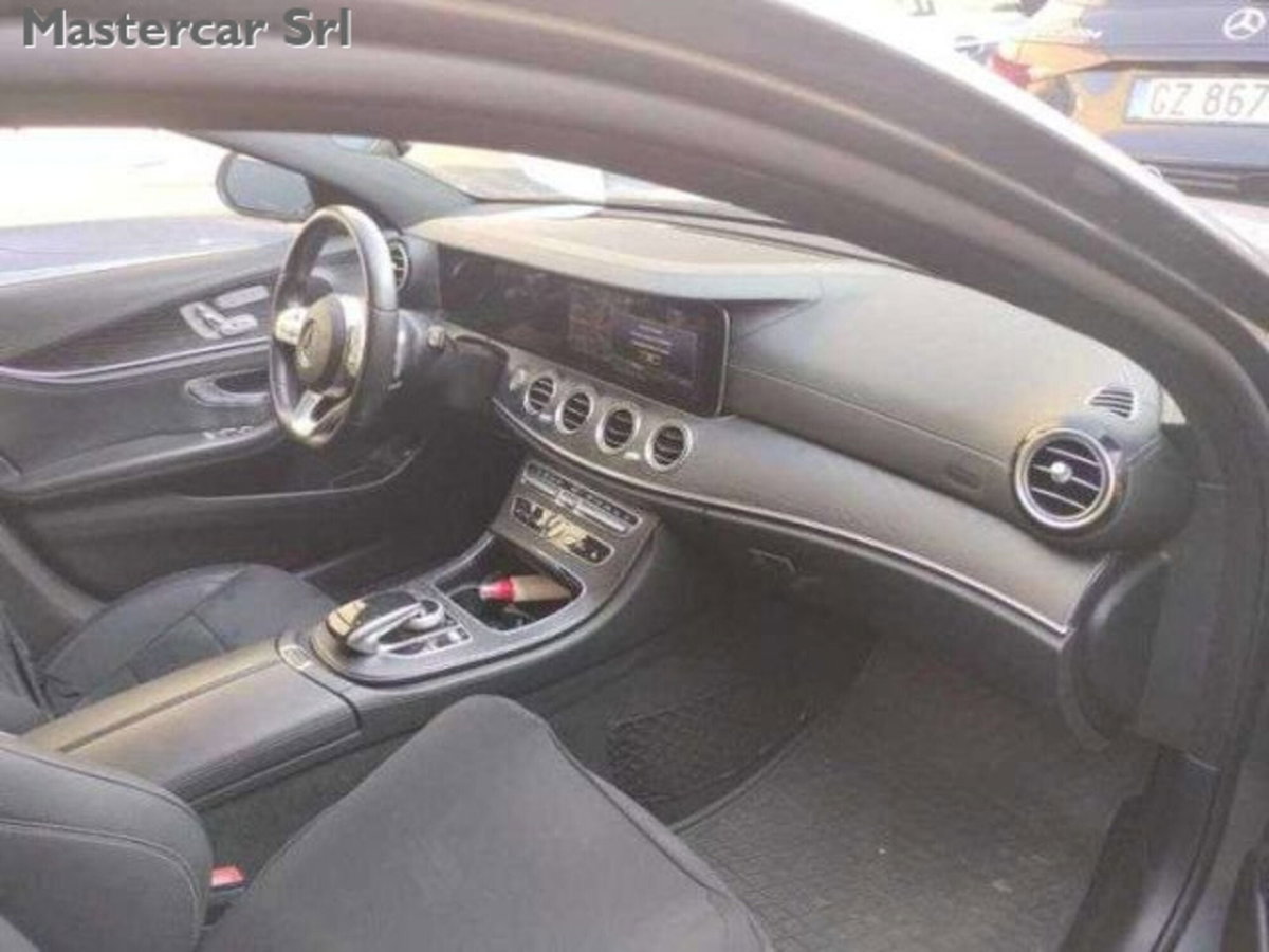 Mercedes-Benz Classe E 350 d Auto AMG Line (6)