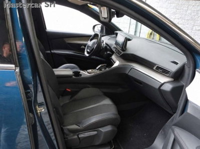 Peugeot 3008 Hybrid 225 e-EAT8 GT Pack (6)