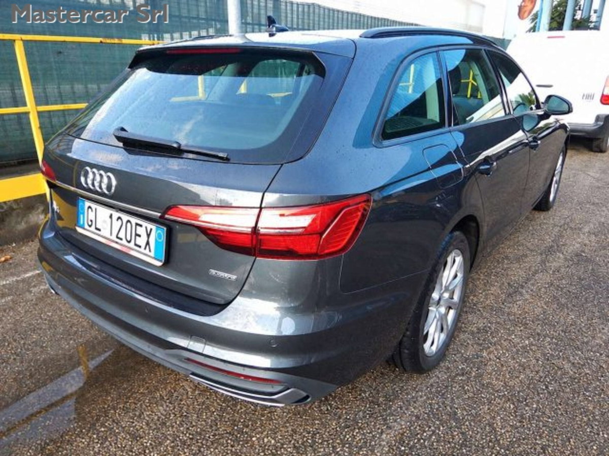 Audi A4 Avant 40 2.0 tdi mhev Business quattro 204cv s-tronic (4)