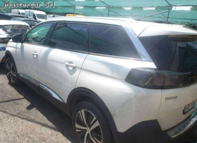 Peugeot 5008 1.5 bluehdi Allure Pack s&s 130cv eat8 (4)