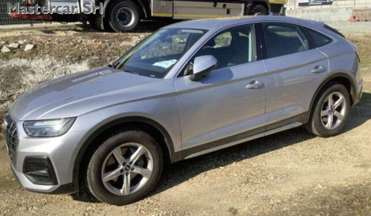 Audi Q5 Sportback Sportback 40 2.0 tdi mhev 12V quattro s-tronic (3)