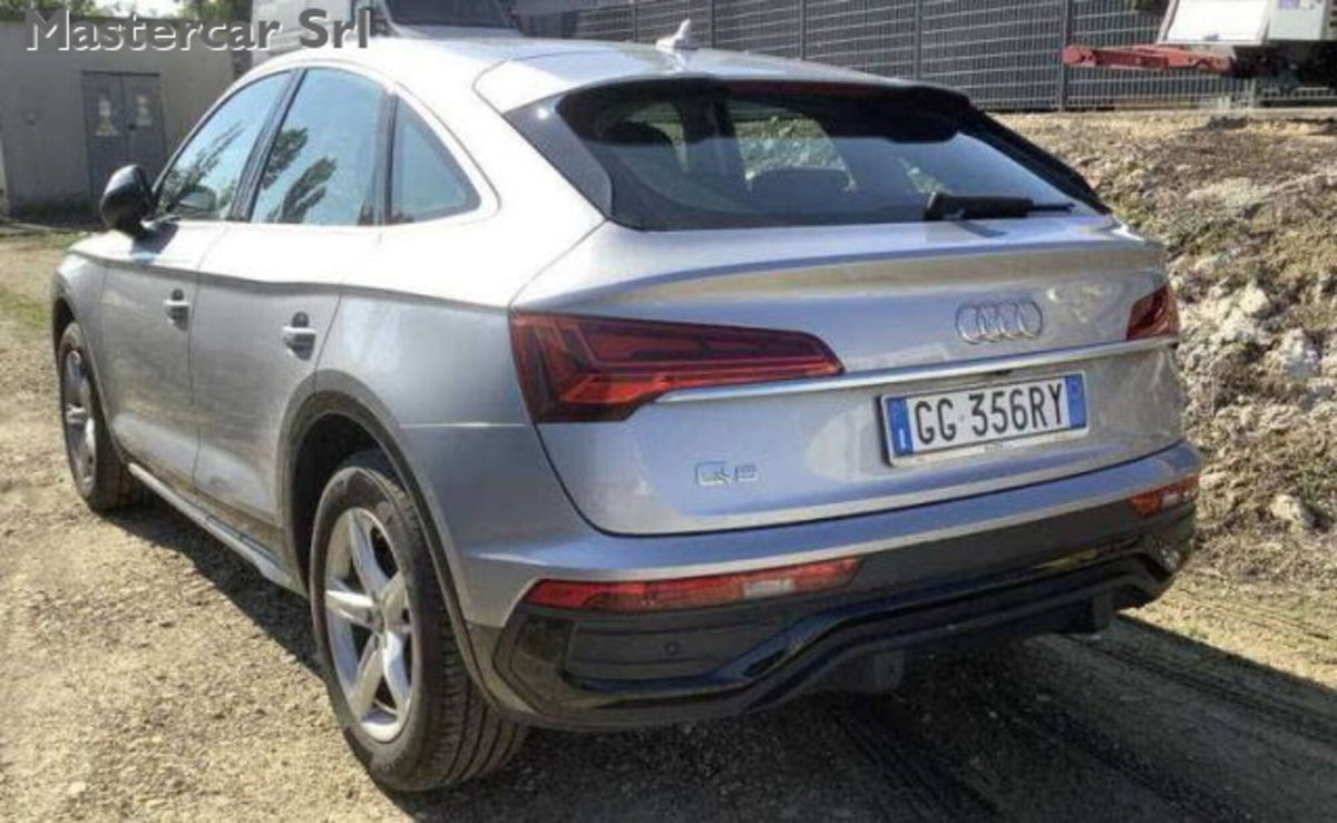 Audi Q5 Sportback Sportback 40 2.0 tdi mhev 12V quattro s-tronic (4)