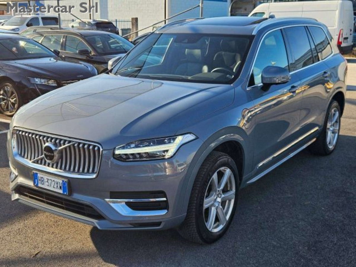 Volvo XC90 T6 AWD Geartronic Momentum (2)