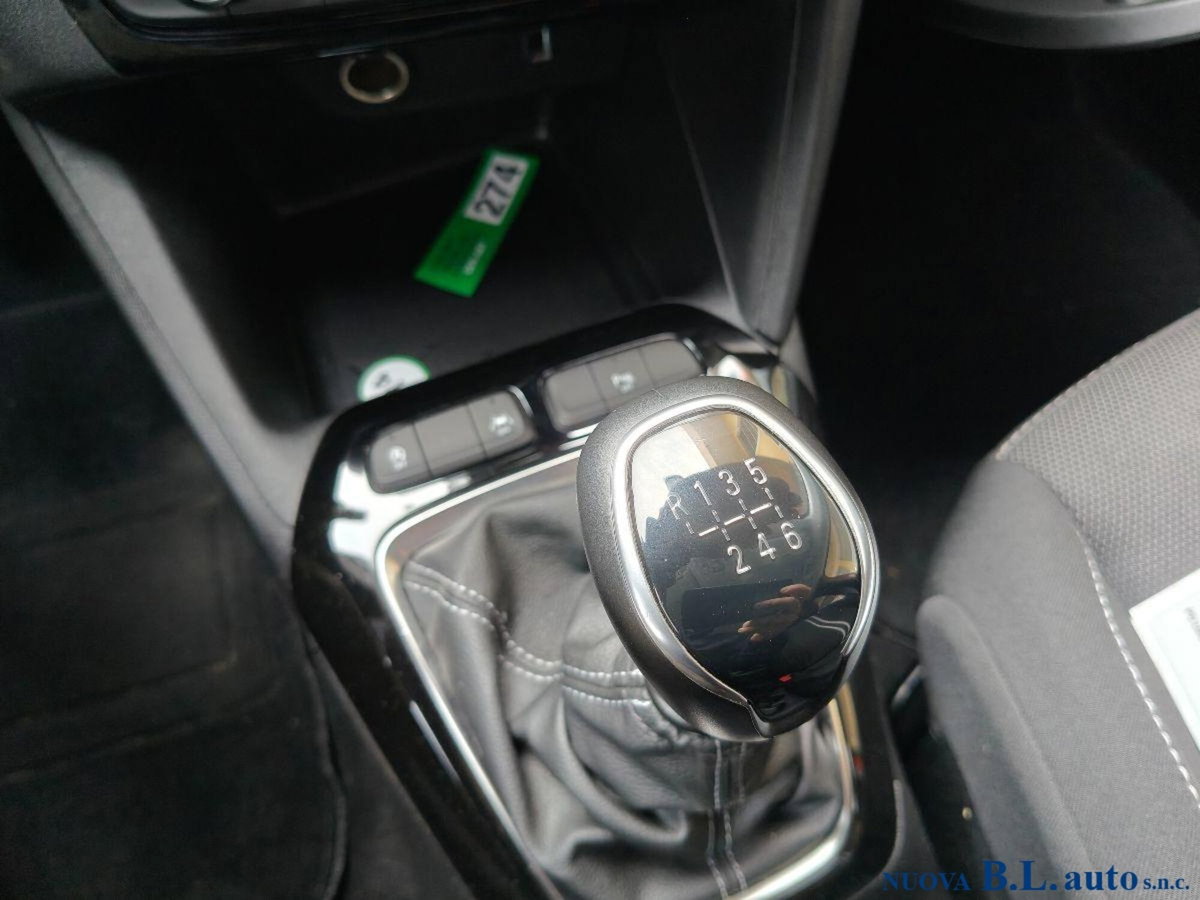 Opel Corsa 1.5 D 100 CV Elegance (9)