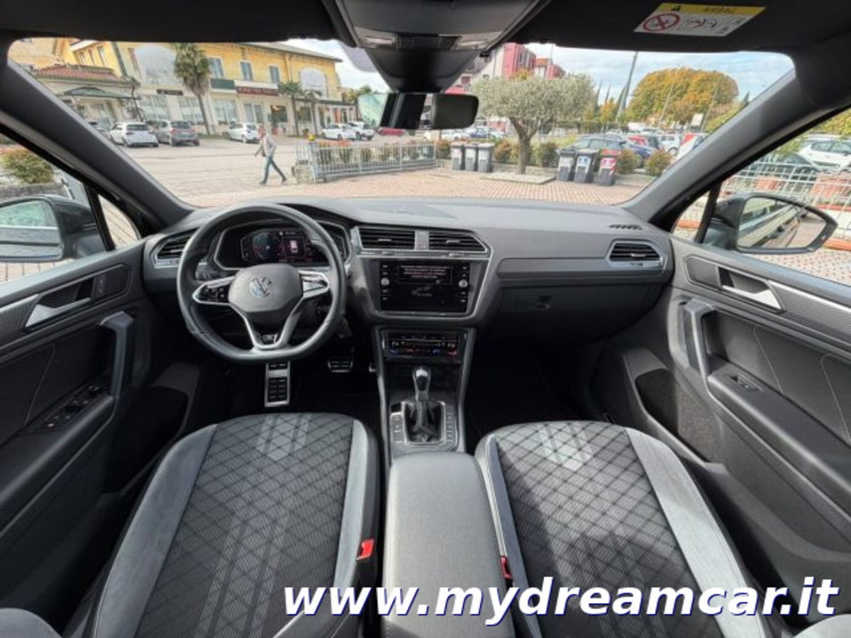 Volkswagen Tiguan Allspace 2.0 tdi R-Line 150cv dsg (10)