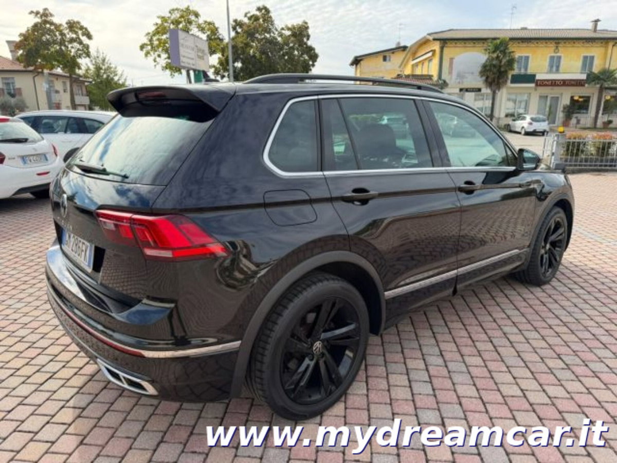 Volkswagen Tiguan Allspace 2.0 tdi R-Line 150cv dsg (4)