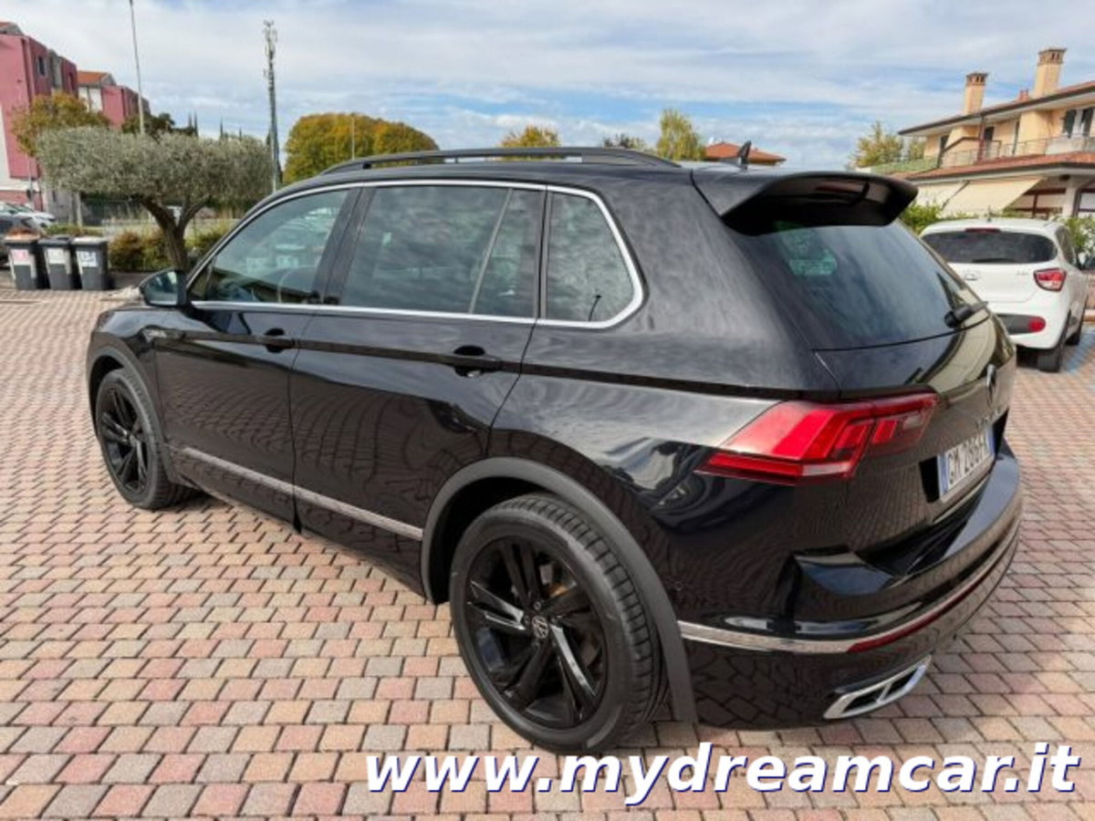 Volkswagen Tiguan Allspace 2.0 tdi R-Line 150cv dsg (5)