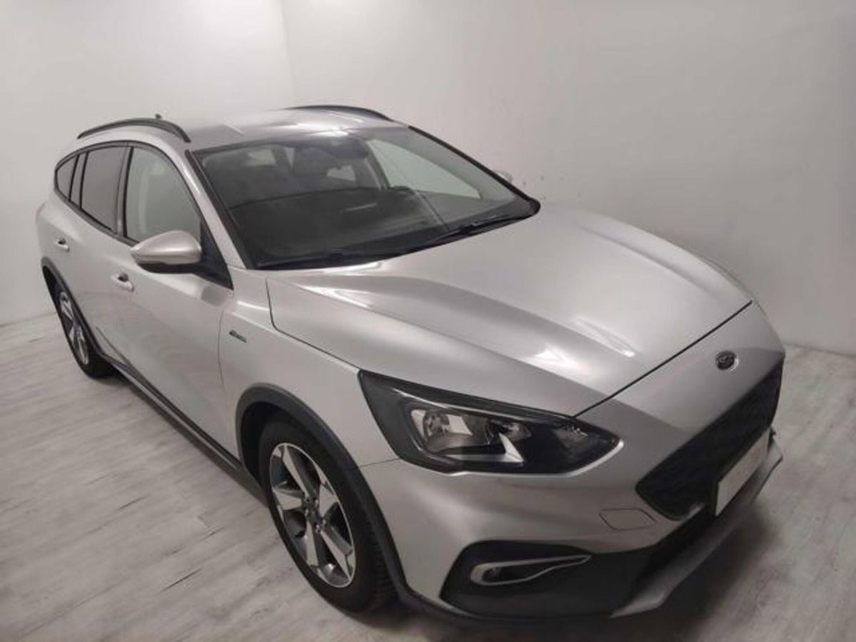 Ford Focus Station Wagon 1.5 EcoBlue 120 CV SW Active X (2)
