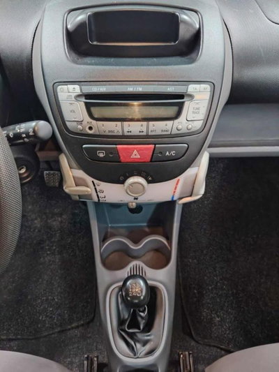 Peugeot 107 68CV 5p. Desir (6)