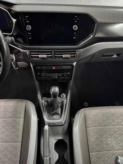 Volkswagen T-Cross 1.0 TSI 110 CV DSG Sport (8)
