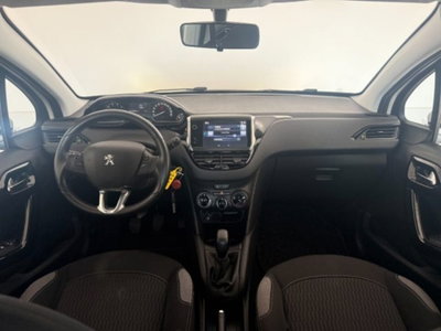Peugeot 208 82 5 porte Allure (11)