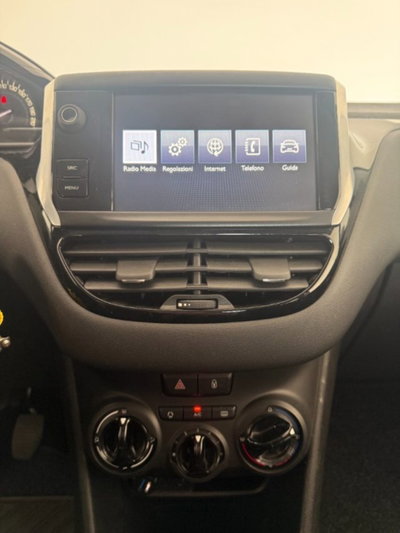 Peugeot 208 82 5 porte Allure (12)