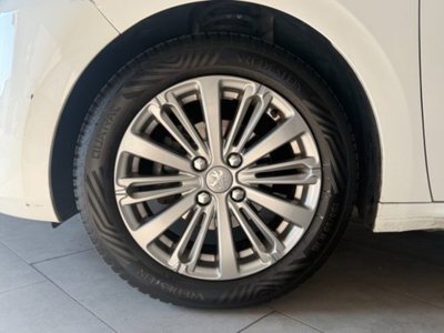 Peugeot 208 82 5 porte Allure (8)