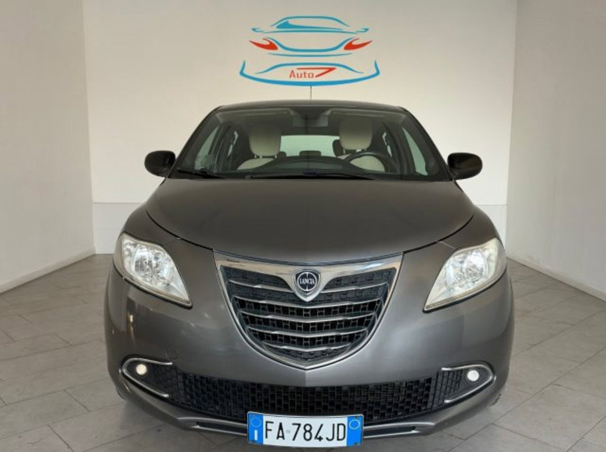 Lancia Ypsilon 1.2 69 CV 5 porte GPL Ecochic Elle