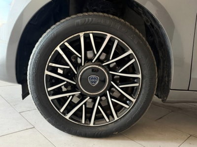 Lancia Ypsilon 1.2 69 CV 5 porte GPL Ecochic Elle (8)