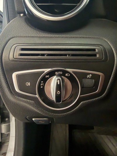 Mercedes-Benz Classe C Station Wagon 200 d Auto Premium Plus (18)