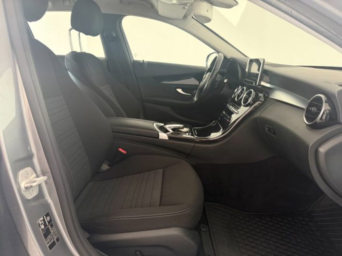 Mercedes-Benz Classe C Station Wagon 200 d Auto Premium Plus (19)