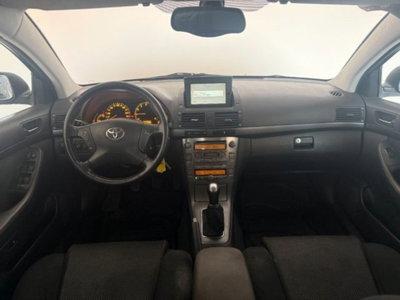 Toyota Avensis Station Wagon 1.8i 16V cat Station Wagon Euro (11)