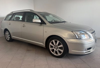 Toyota Avensis Station Wagon 1.8i 16V cat Station Wagon Euro (4)