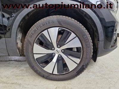Volvo XC40 B3 automatico Core (13)