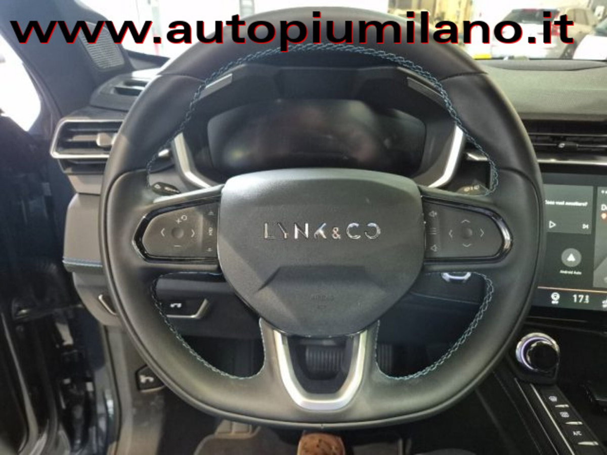 Lynk & Co 01 01 1.5 td phev (10)
