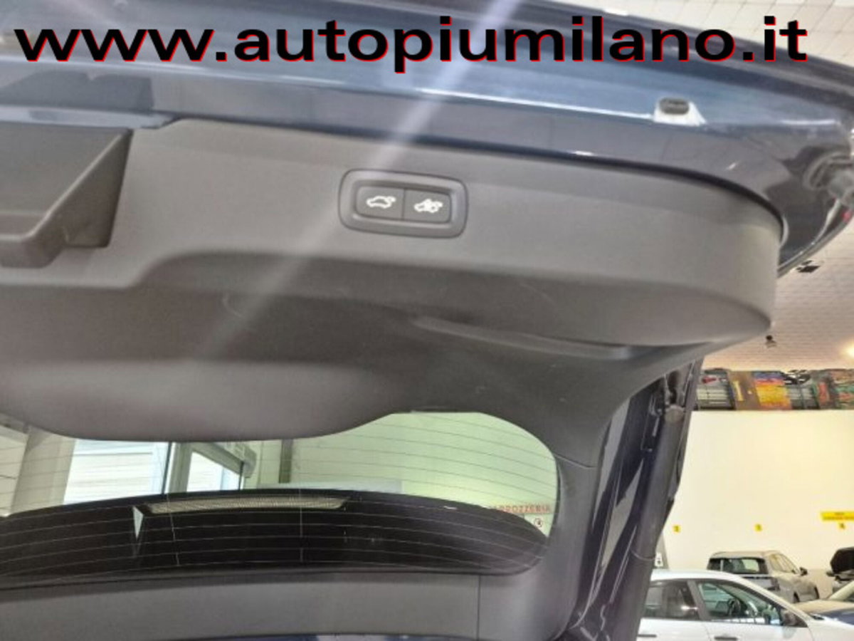 Lynk & Co 01 01 1.5 td phev (19)