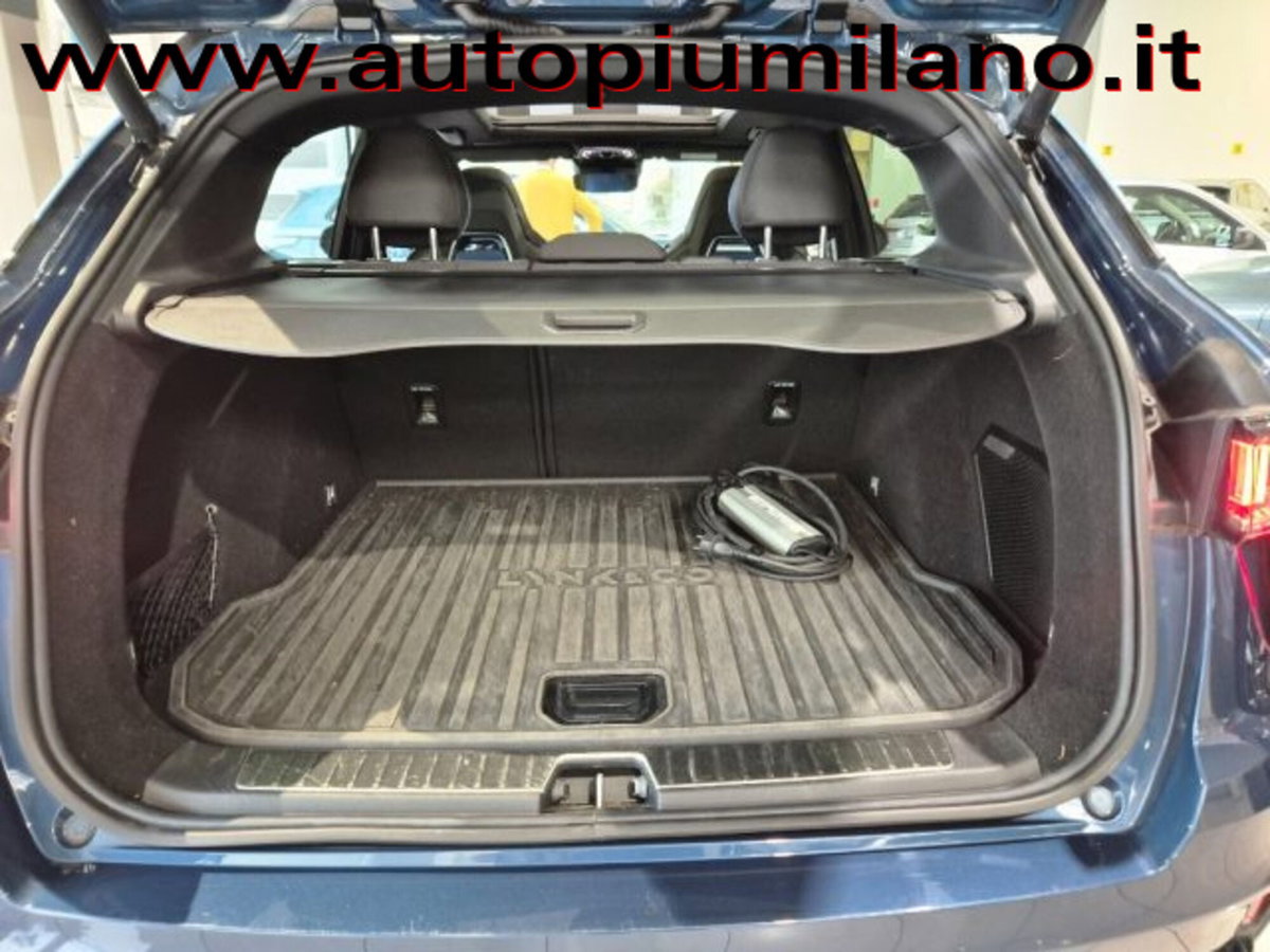 Lynk & Co 01 01 1.5 td phev (20)