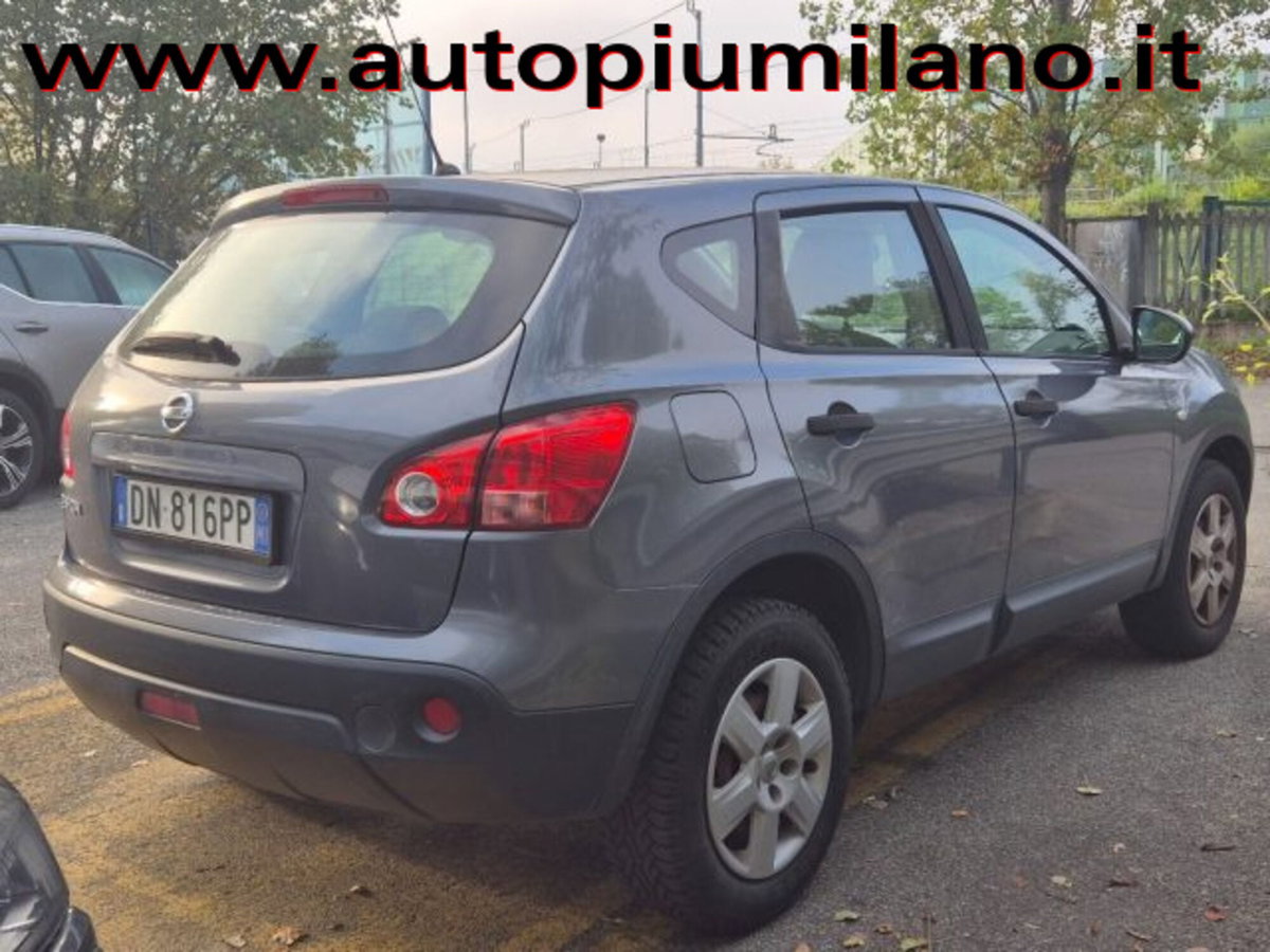 Nissan Qashqai 1.6 16V Visia (2)