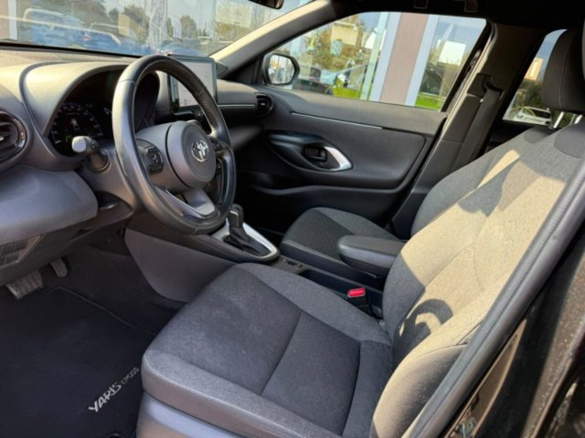 Toyota Yaris Cross 1.5 Hybrid 5p. E-CVT Trend (12)