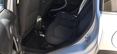 MINI Mini Countryman 1.6 Cooper D Countryman (15)