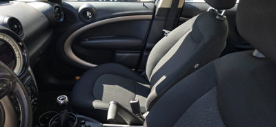 MINI Mini Countryman 1.6 Cooper D Countryman (7)