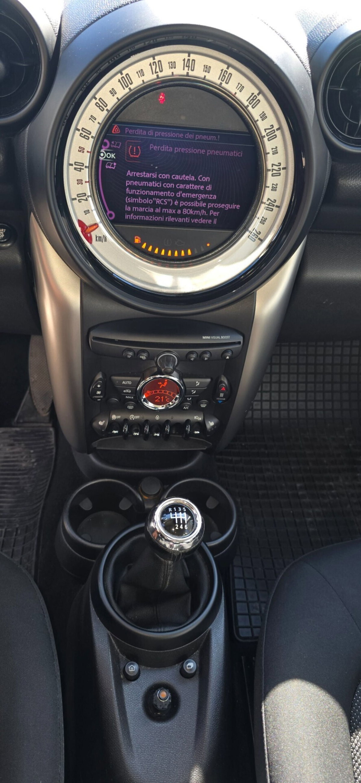 MINI Mini Countryman 1.6 Cooper D Countryman (8)