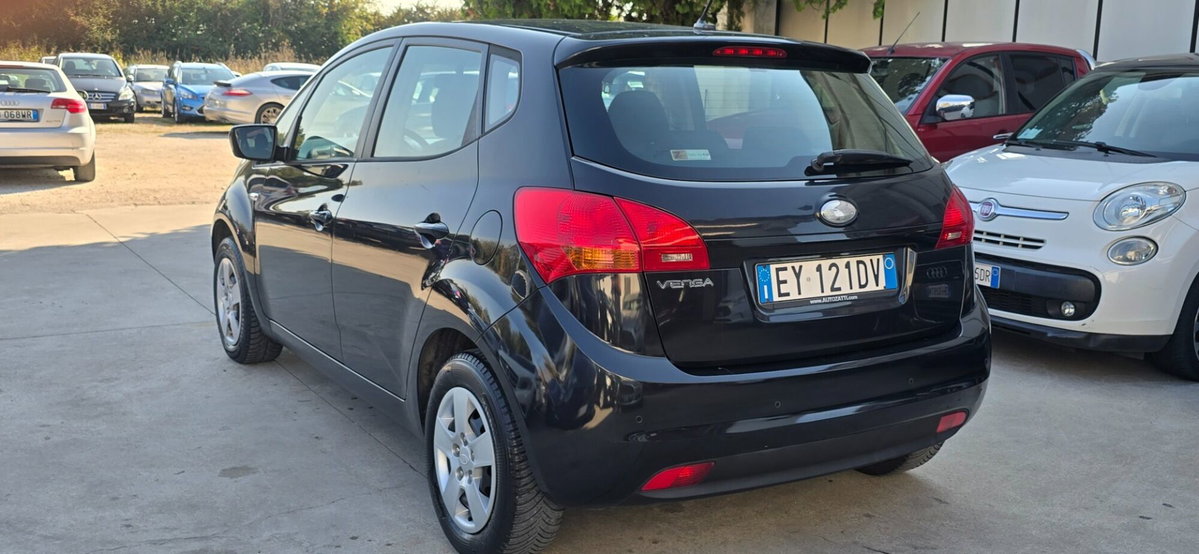 Kia Venga 1.4 EcoGPL Active (4)