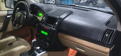 Land Rover Freelander 2.2 TD4 S.W. HSE (10)