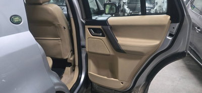 Land Rover Freelander 2.2 TD4 S.W. HSE (11)