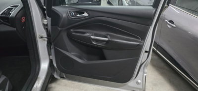 Ford Kuga 2.0 TDCI 140 CV 4WD Plus (20)