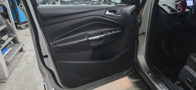 Ford Kuga 2.0 TDCI 140 CV 4WD Plus (7)