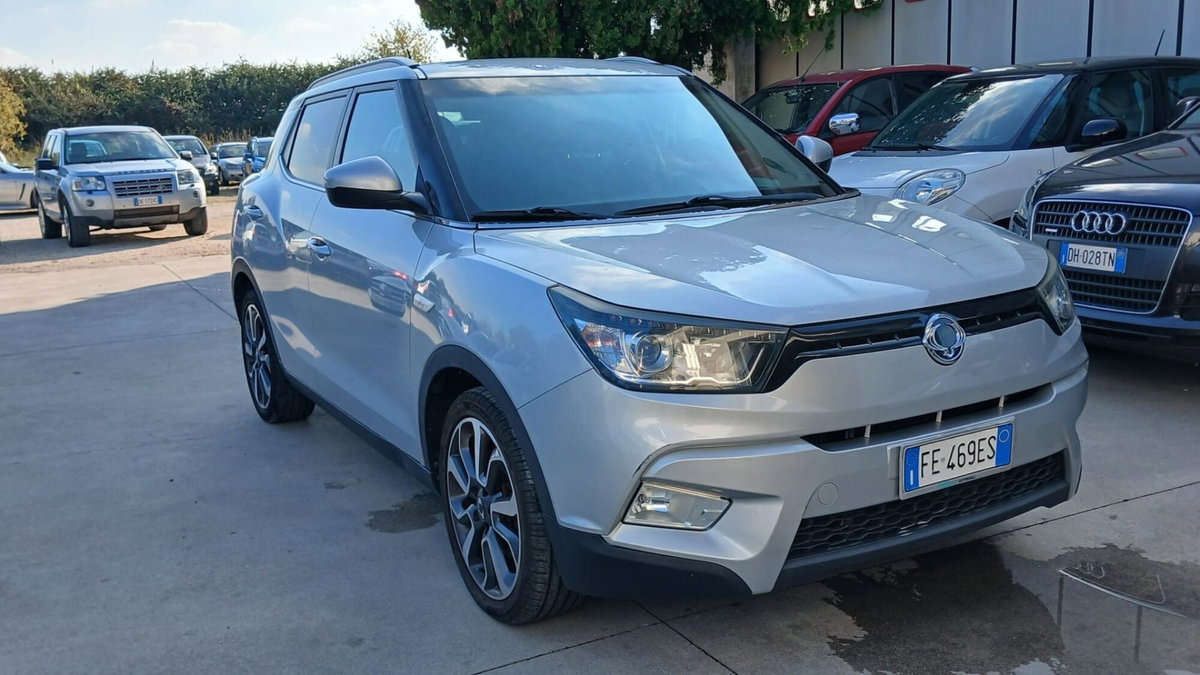 Ssangyong Tivoli 1.6d 2WD Go (2)