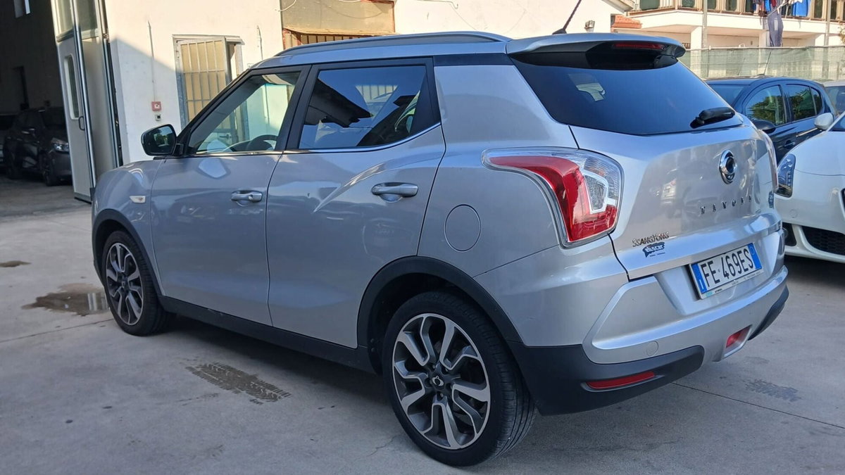 Ssangyong Tivoli 1.6d 2WD Go (8)