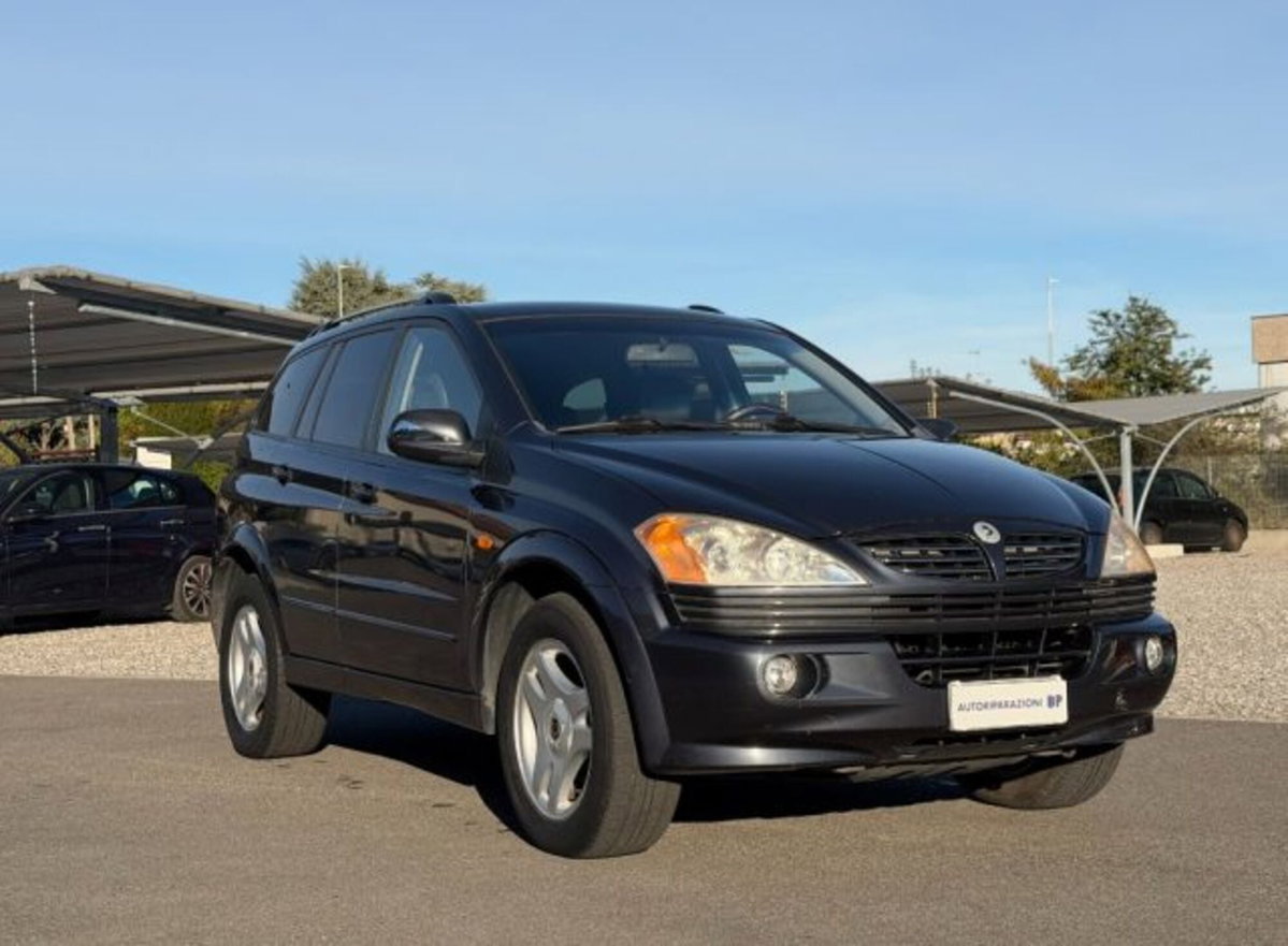 Ssangyong Kyron 2.0 XDi Premium (3)