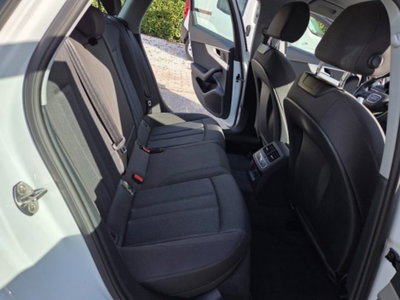 Audi A4 Avant 35 TDI S tronic Business (20)