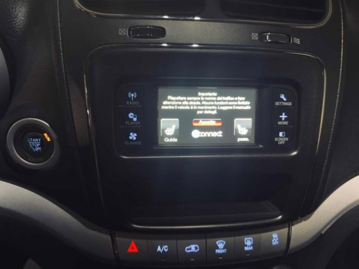Fiat Freemont 2.0 Multijet 140 CV Lounge (12)