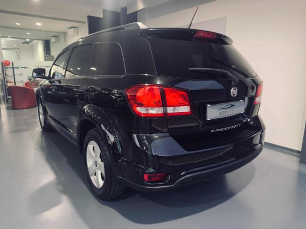 Fiat Freemont 2.0 Multijet 140 CV Lounge (5)