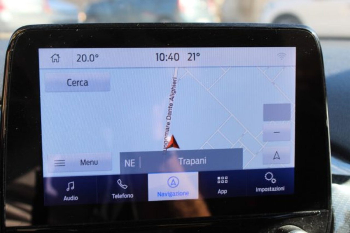 Ford Fiesta 1.0 Ecoboost Hybrid 125 CV 5 porte ST-Line (14)