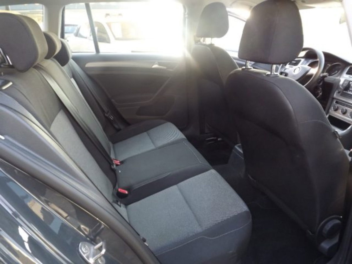 Volkswagen Golf Variant 1.6 TDI 90 CV Trendline BlueMotion Technology (13)