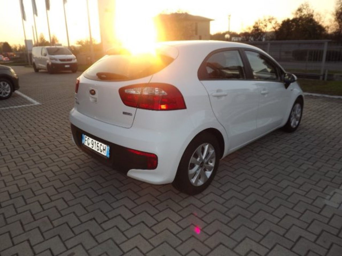 Kia Rio 1.2 CVVT 5p. ECO GPL Active (3)