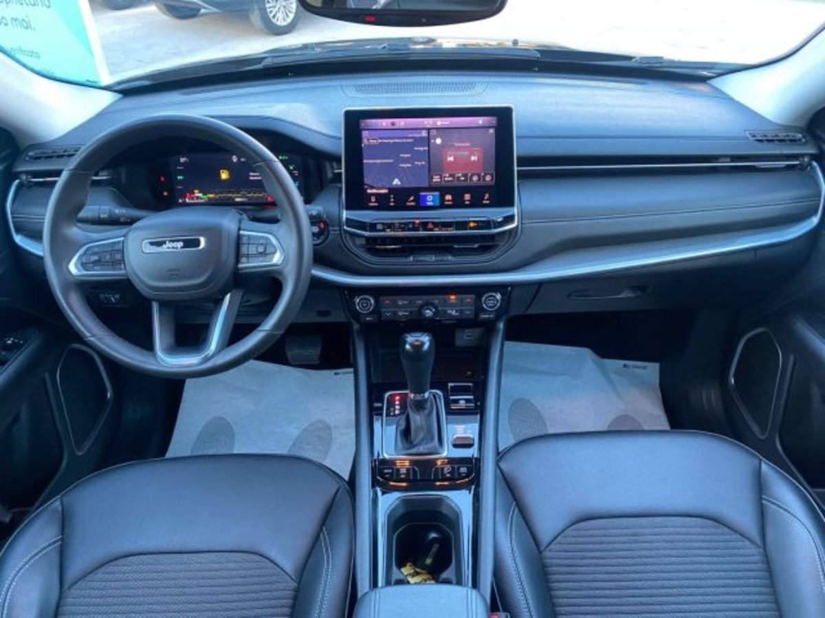 Jeep Compass 1.3 T4 190CV PHEV AT6 4xe Limited (11)
