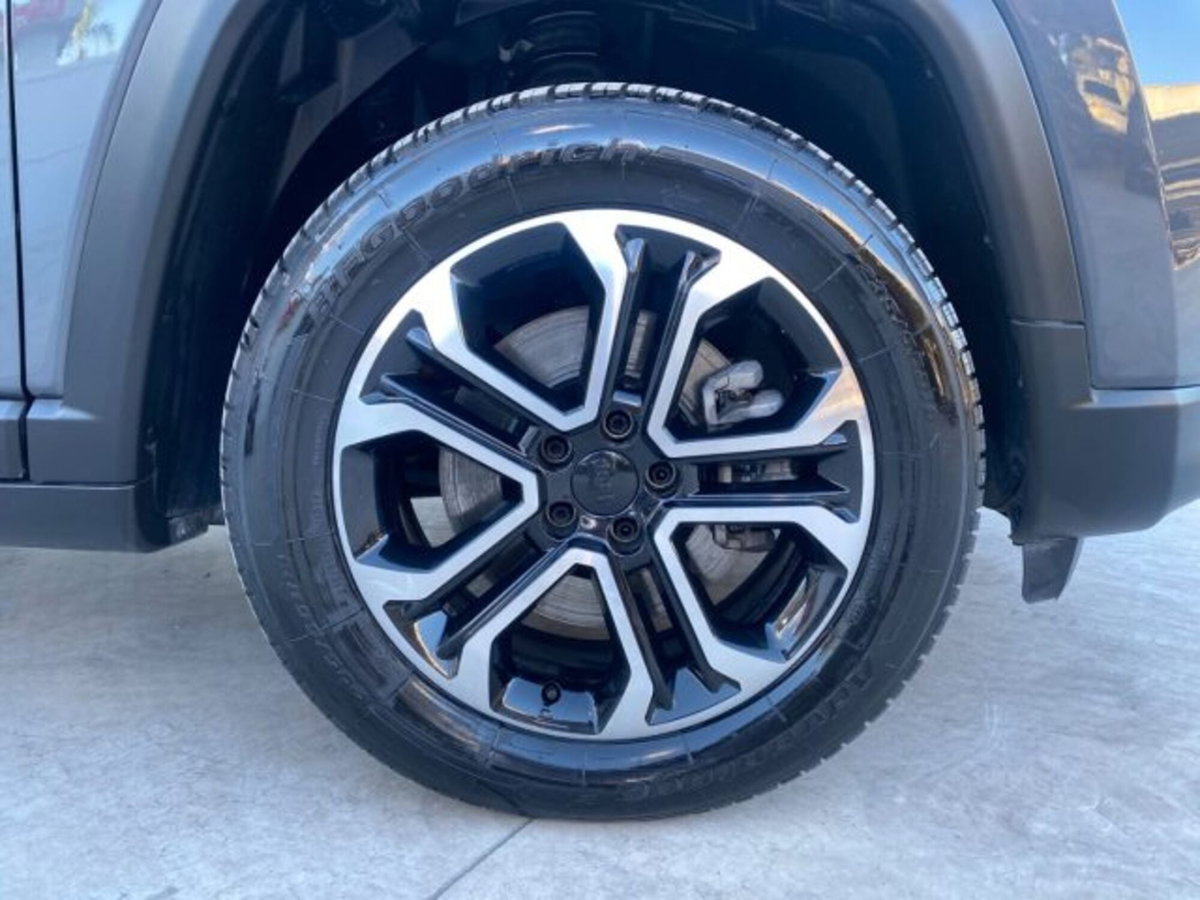 Jeep Compass 1.3 T4 190CV PHEV AT6 4xe Limited (17)