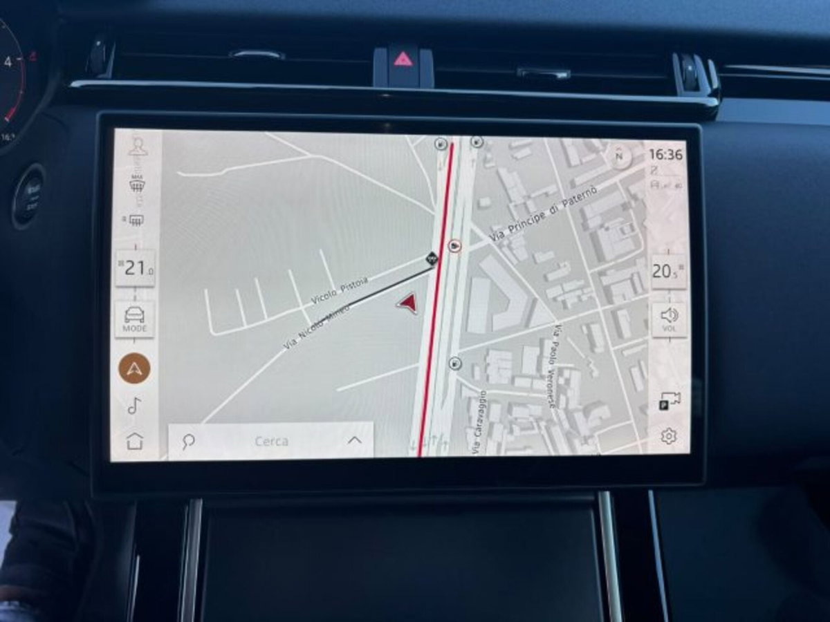 Land Rover Range Rover Velar 2.0D I4 204 CV R-Dynamic SE (14)